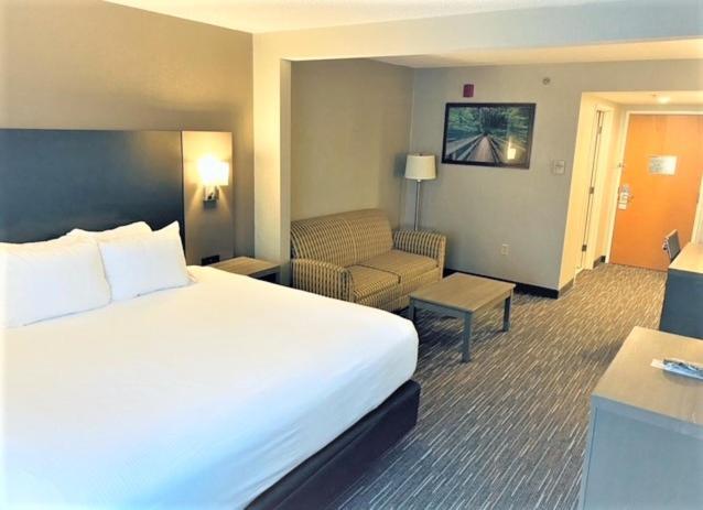 Wingate By Wyndham Erie Hotel Ngoại thất bức ảnh