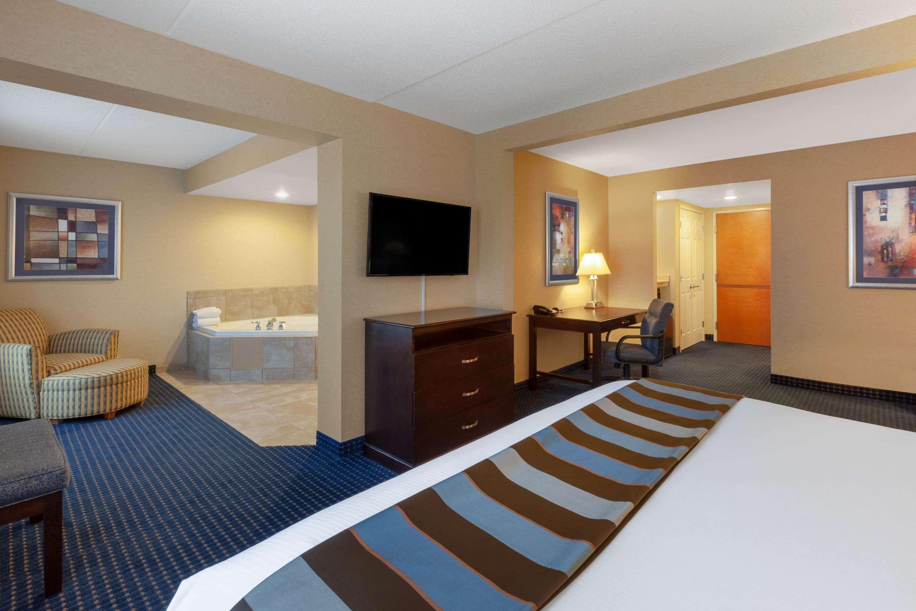 Wingate By Wyndham Erie Hotel Ngoại thất bức ảnh