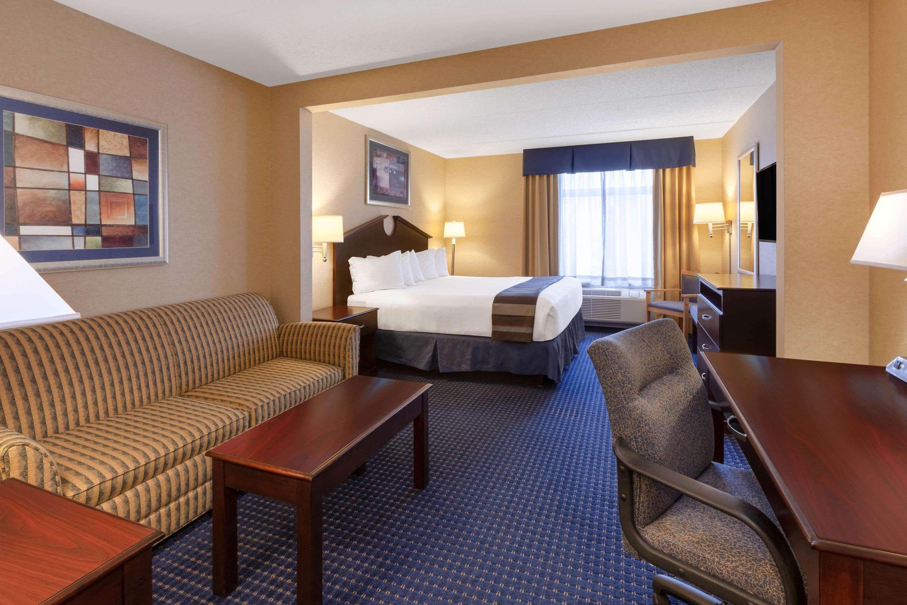 Wingate By Wyndham Erie Hotel Ngoại thất bức ảnh